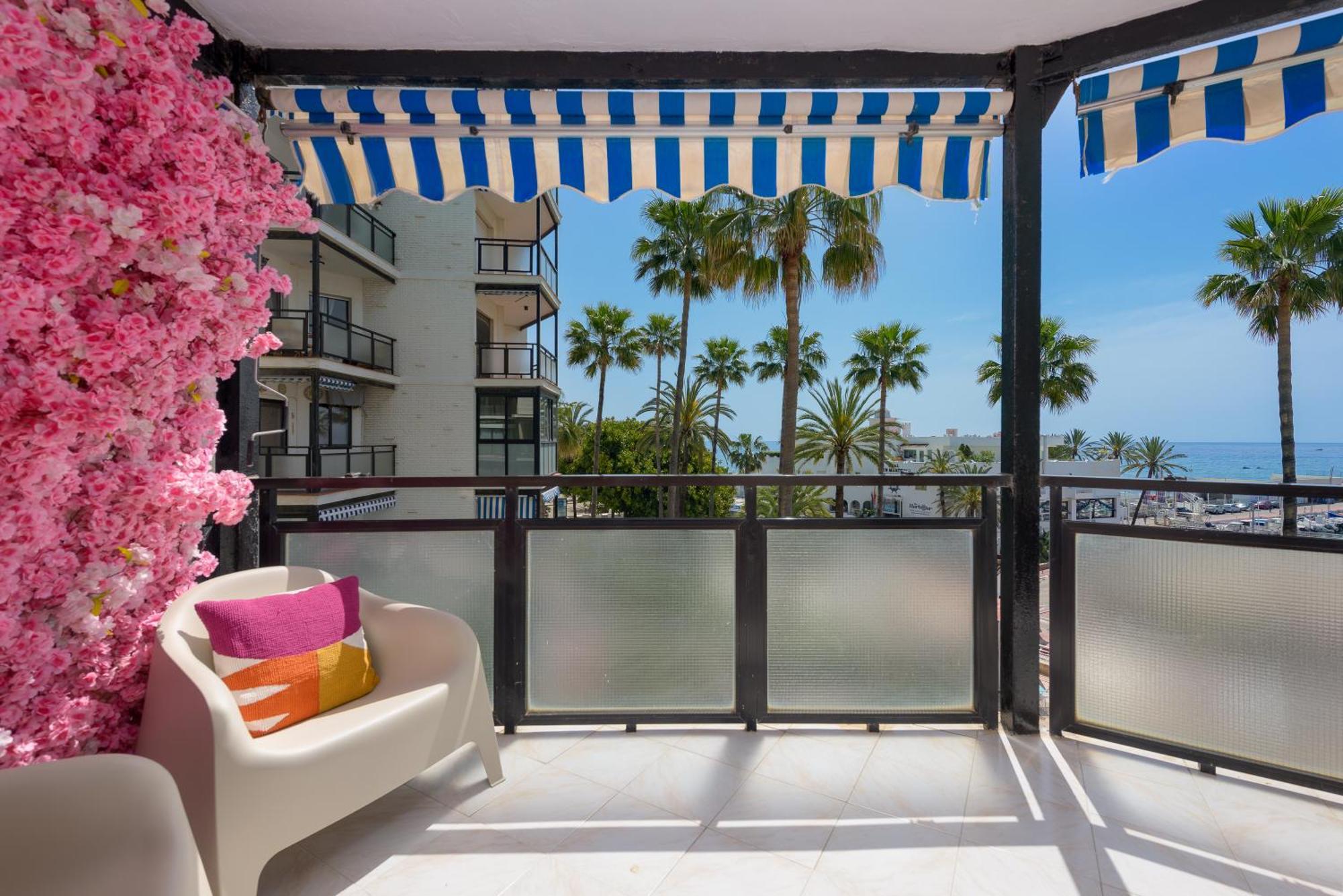 Sakura - En Front De * Marbella